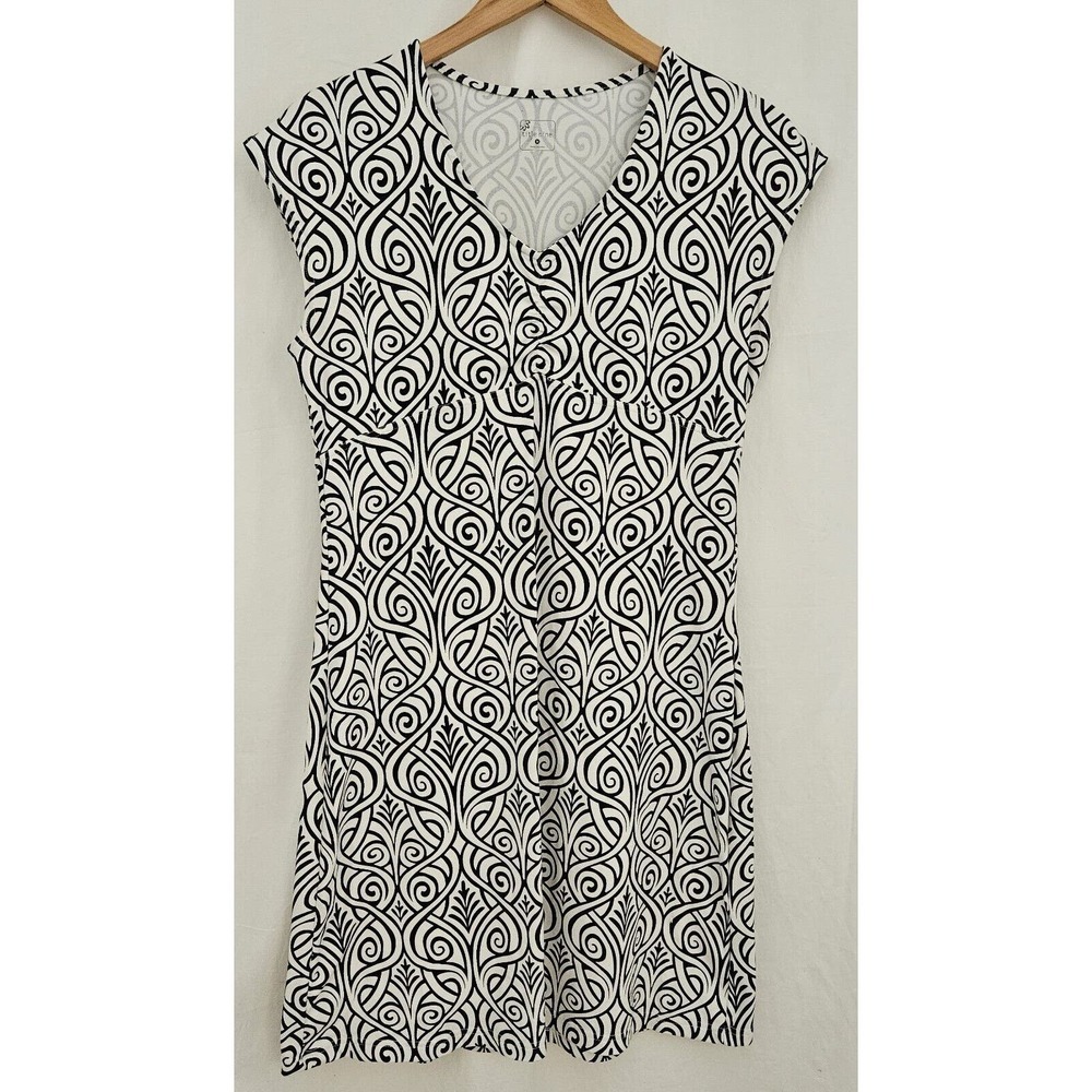 Title Nine Black and White Sheath Midi Dress V-Neck